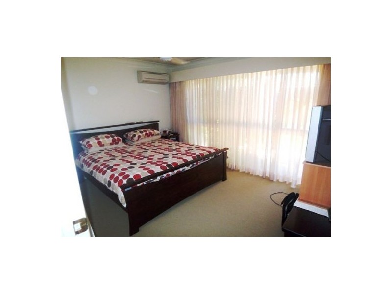 98 Regatta Parade, Southport QLD 4215