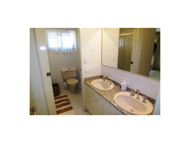 98 Regatta Parade, Southport QLD 4215