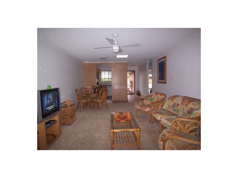 19/164 High Street, Southport QLD 4215