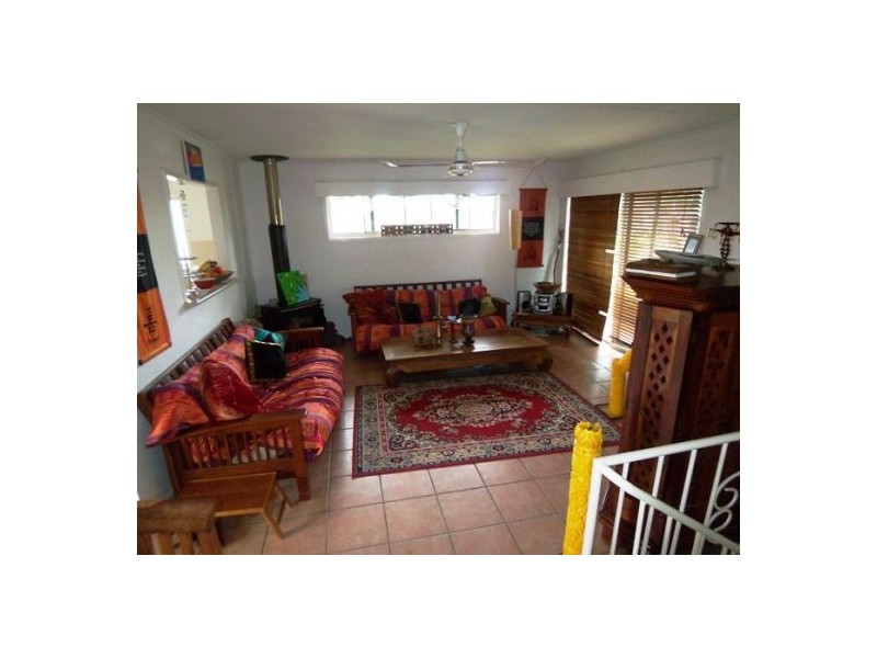 17 Grevillia, Southport QLD 4215