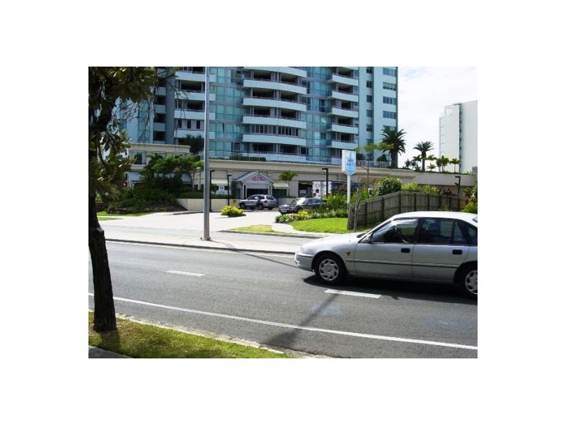 6/164 Frank Street, Labrador QLD 4215