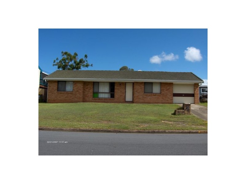 57 Woomera Cres, Southport QLD 4215