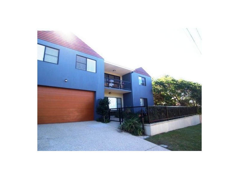 2/19 Beale Street, Southport QLD 4215