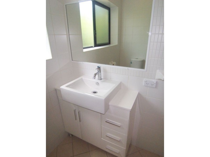 2/19 Beale Street, Southport QLD 4215