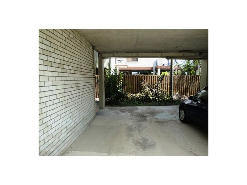 7/4 Baker Avenue, Labrador QLD 4215