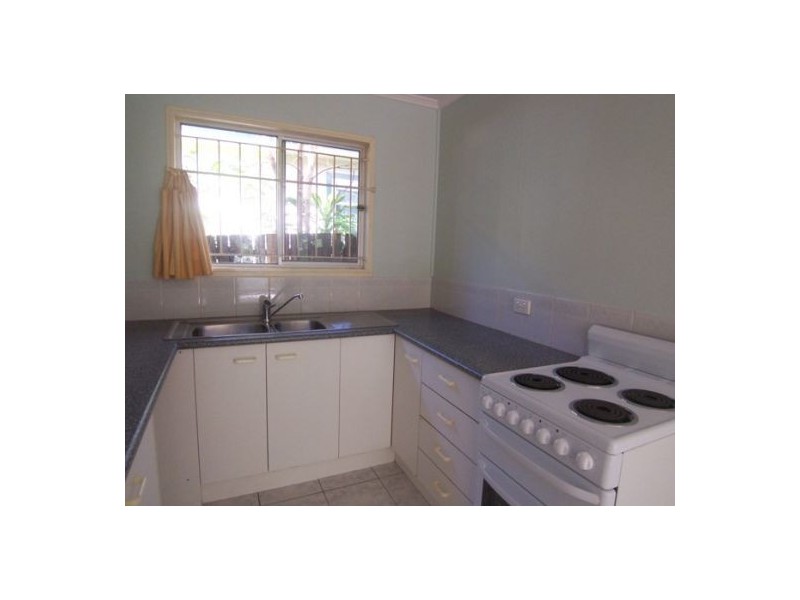 1/13 Walton Street, Southport QLD 4215