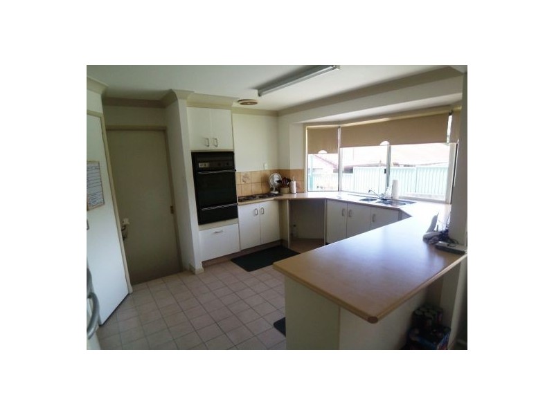 1/3 Webb St, Labrador QLD 4215