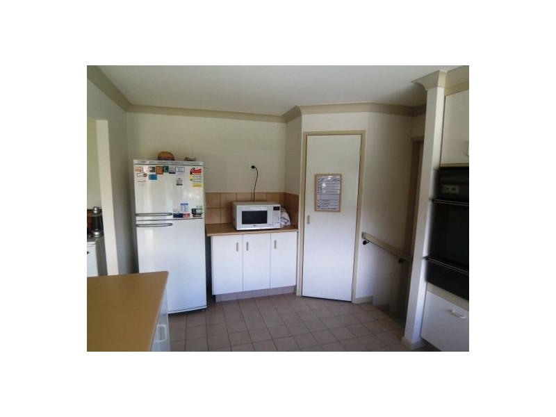 1/3 Webb St, Labrador QLD 4215