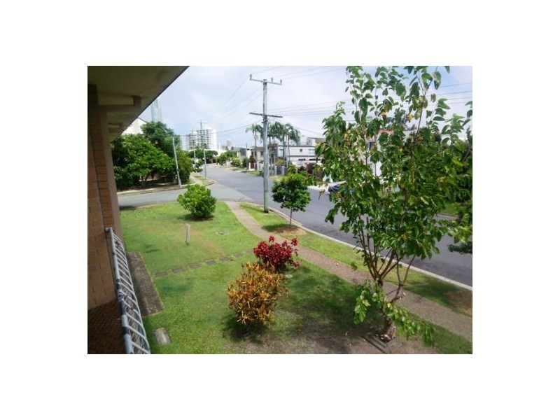 4/260 Stanhill Drive, Chevron Island QLD 4217
