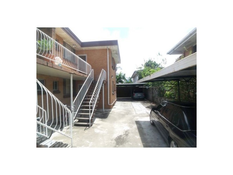 4/260 Stanhill Drive, Chevron Island QLD 4217