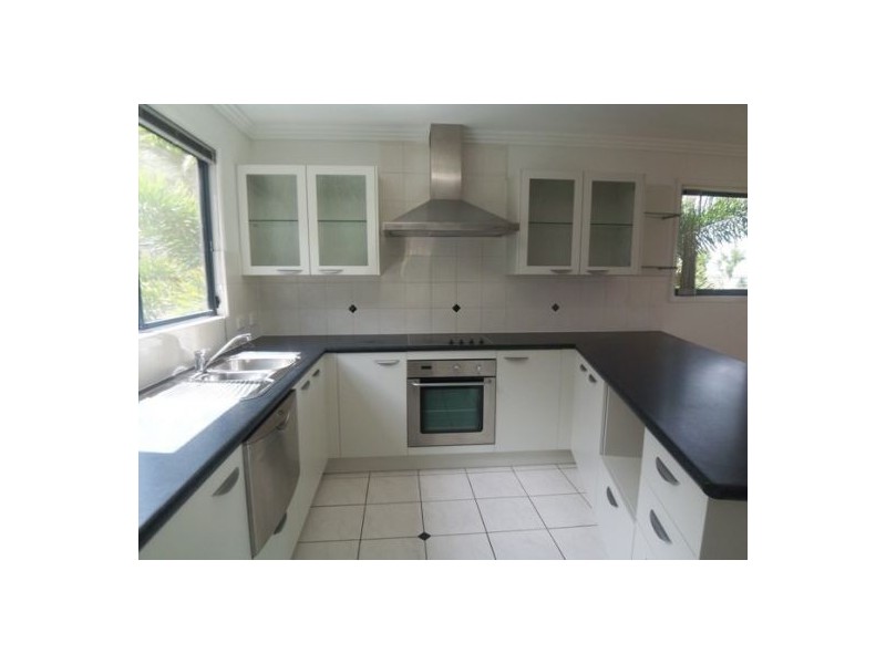 3/5  Taylor Street, Biggera Waters QLD 4216