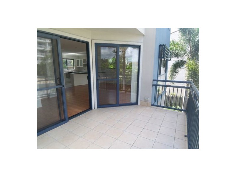 3/5  Taylor Street, Biggera Waters QLD 4216