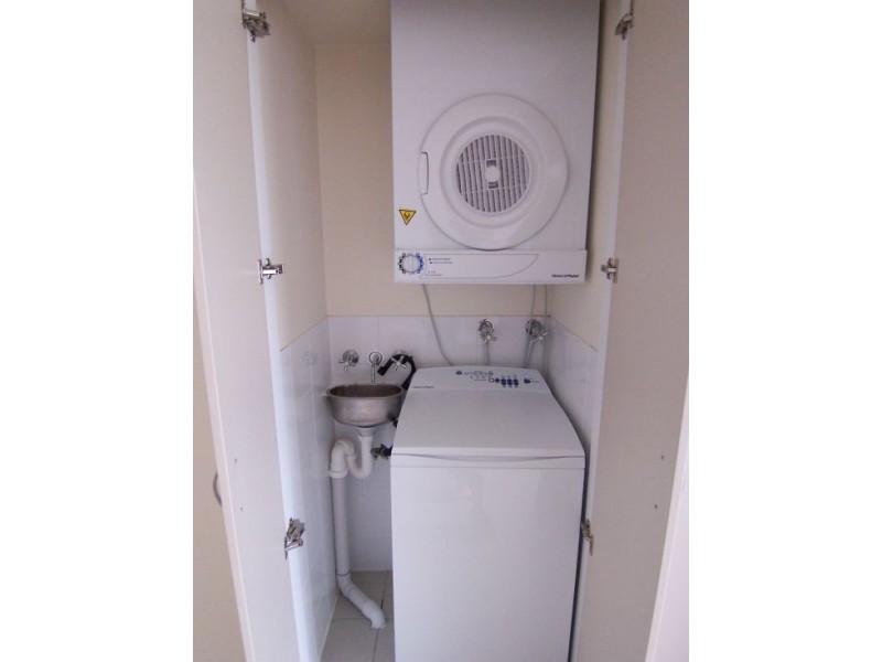 17/6-10 Rose Street, Southport QLD 4215