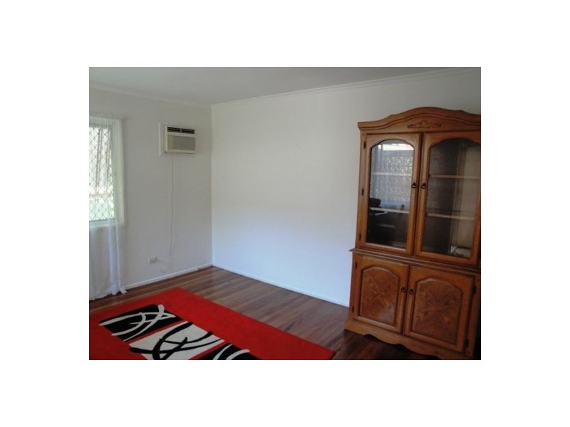 14a Walter Street, Labrador QLD 4215