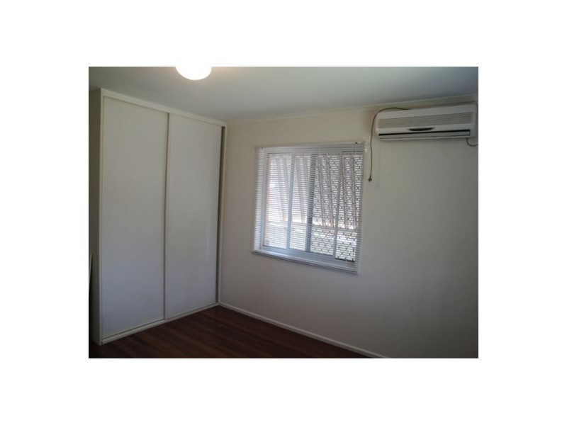 14a Walter Street, Labrador QLD 4215