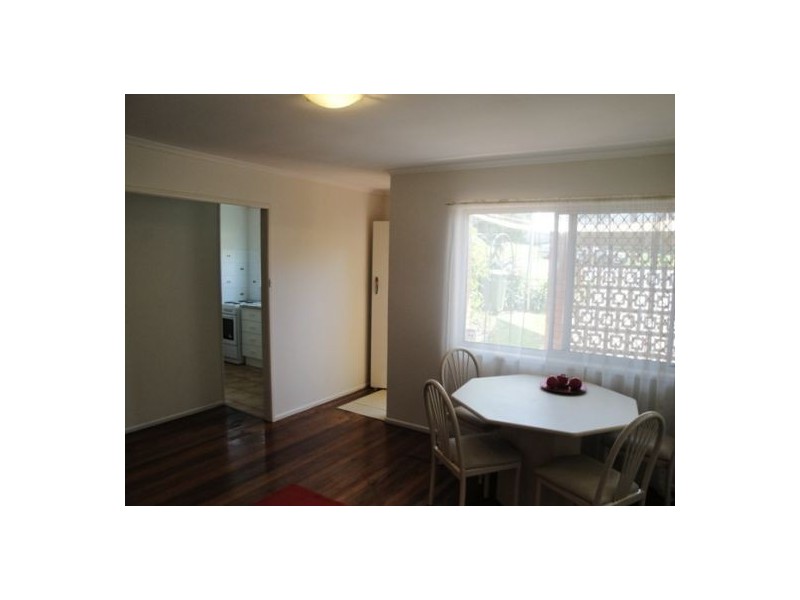 14a Walter Street, Labrador QLD 4215