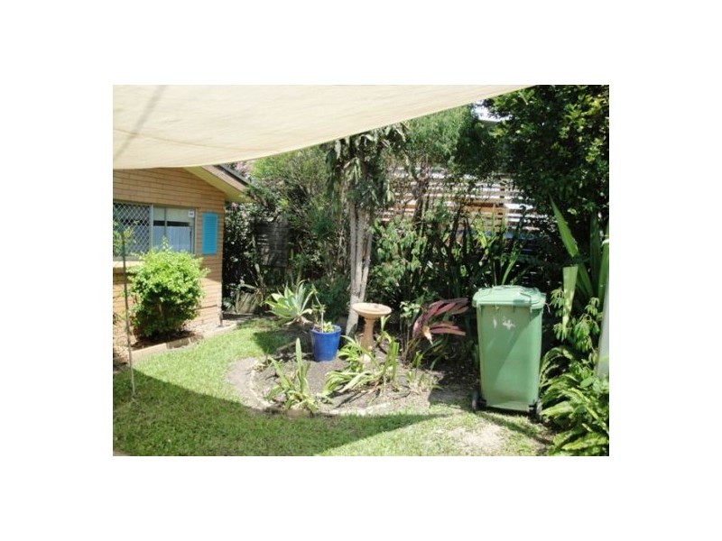 14a Walter Street, Labrador QLD 4215
