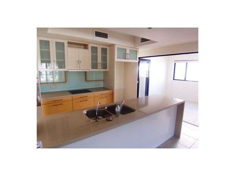 6/36 Oatland Esplanade, Runaway Bay QLD 4216