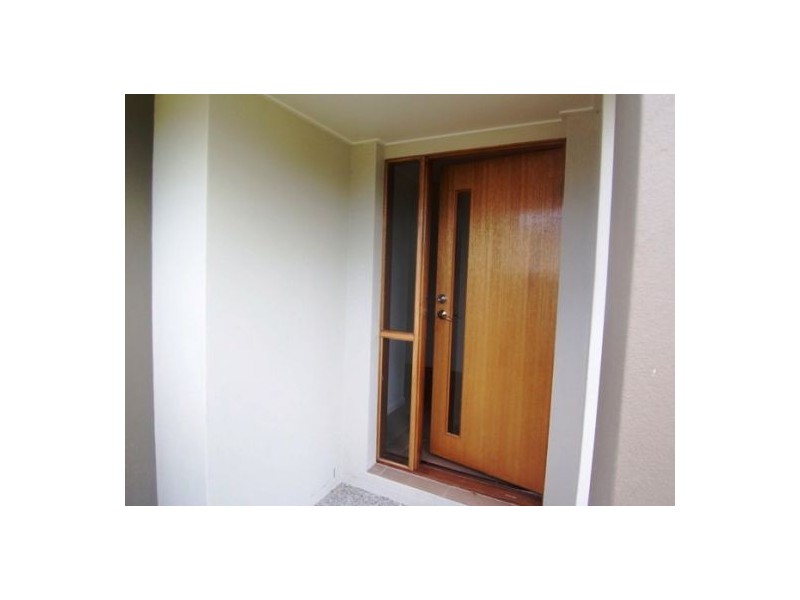 12 Marks Drive, Varsity Lakes QLD 4227