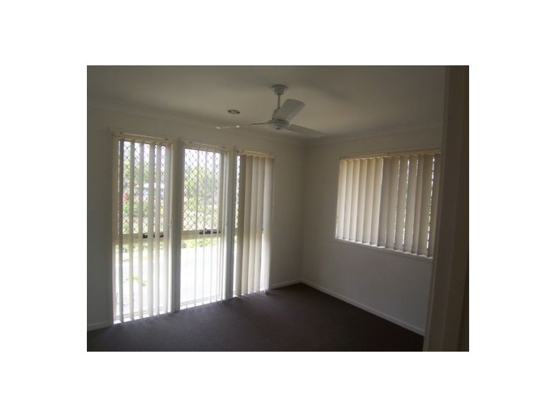 12 Marks Drive, Varsity Lakes QLD 4227