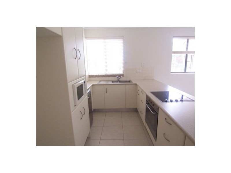 15/490 Marine Parade, Biggera Waters QLD 4216