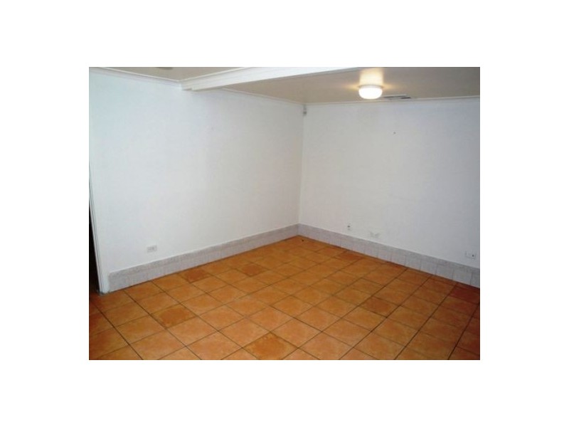 193 Scarborough Street, Southport QLD 4215