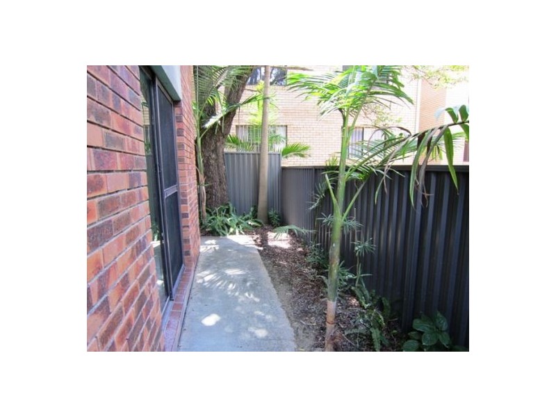 3/13 Baker Street, Labrador QLD 4215