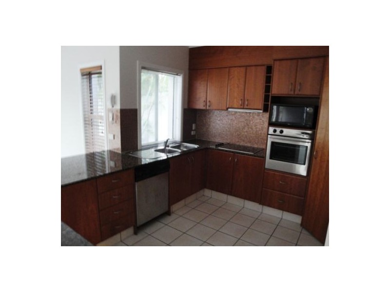 8394 MAGNOLIA DRIVE, Hope Island QLD 4212