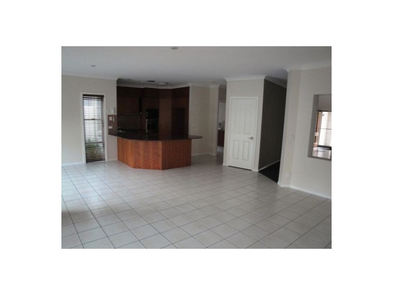 8394 MAGNOLIA DRIVE, Hope Island QLD 4212