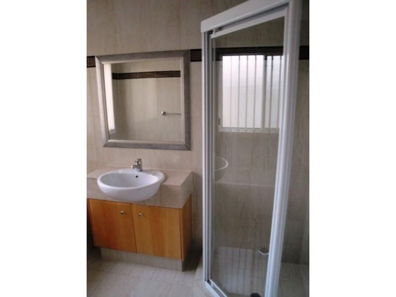 8394 MAGNOLIA DRIVE, Hope Island QLD 4212