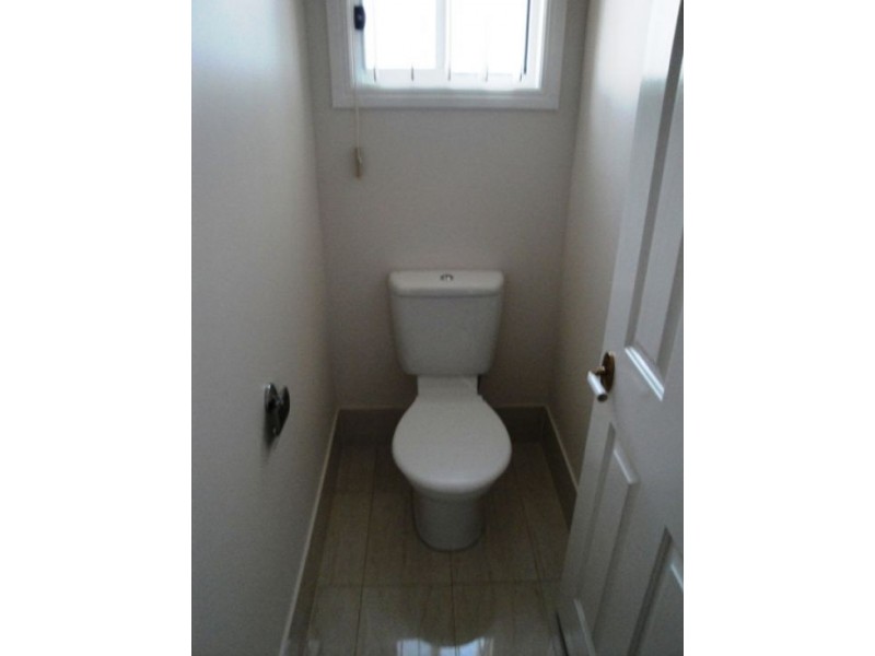 8394 MAGNOLIA DRIVE, Hope Island QLD 4212