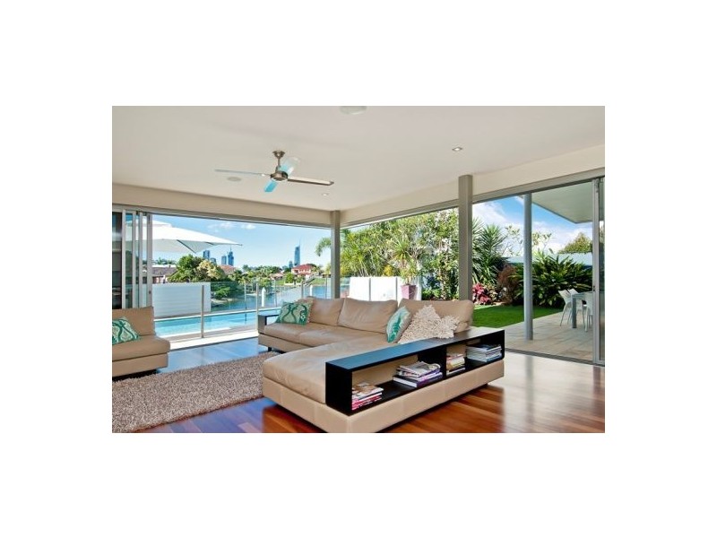 62 Claymore Crescent, Sorrento QLD 4217