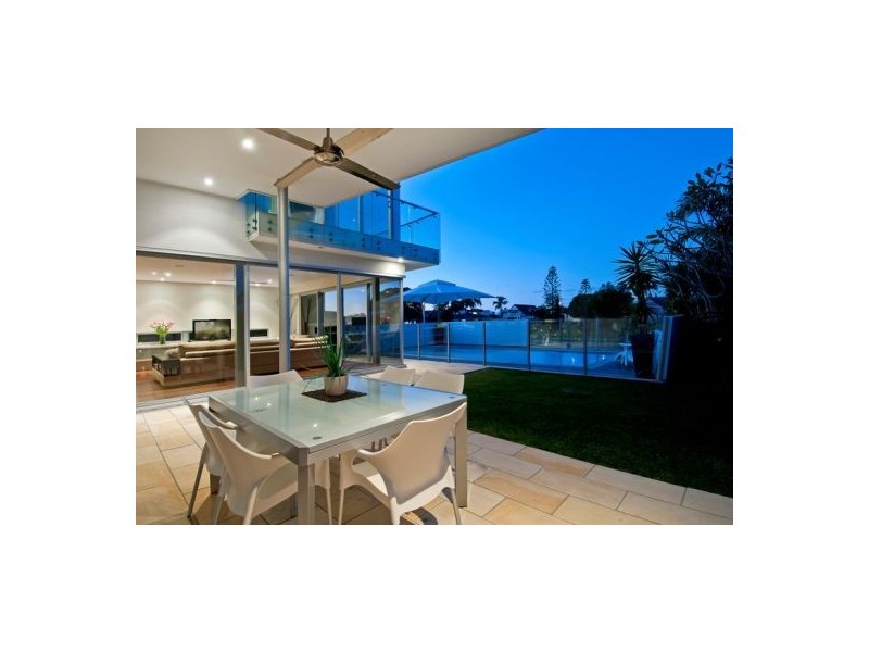 62 Claymore Crescent, Sorrento QLD 4217