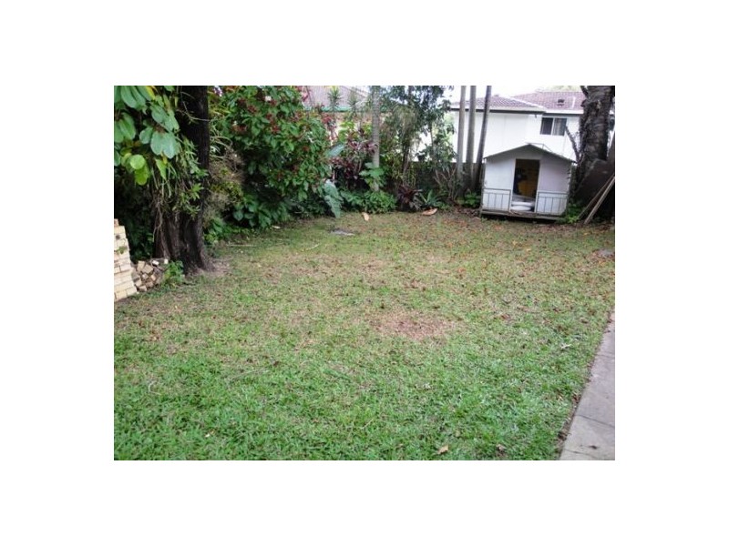 42 West King Street, Southport QLD 4215