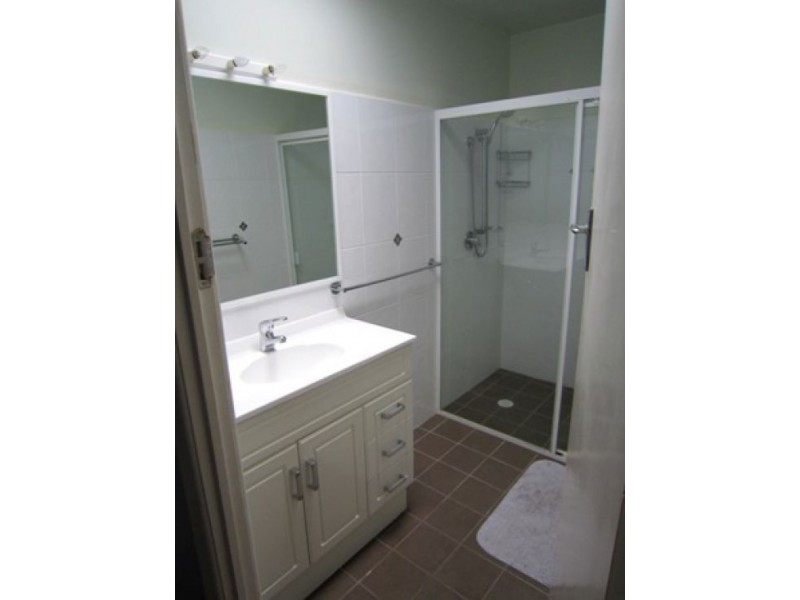 13 Newton Street, Southport QLD 4215