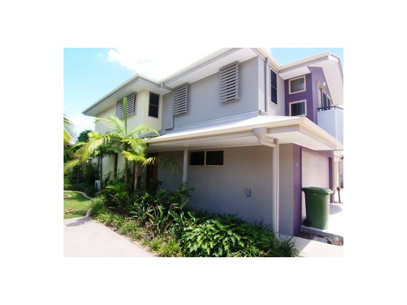 11/32-34 Margaret St, Southport QLD 4215