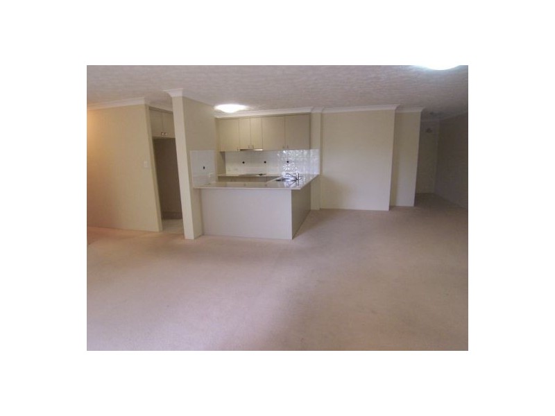 2/66 Queen Street, Southport QLD 4215