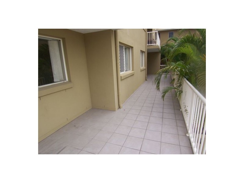 2/66 Queen Street, Southport QLD 4215