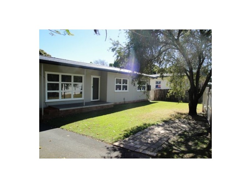 15 Lind Avenue, Southport QLD 4215