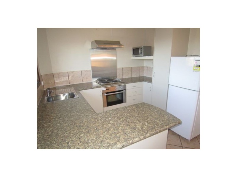 7/143 High  Street, Southport QLD 4215