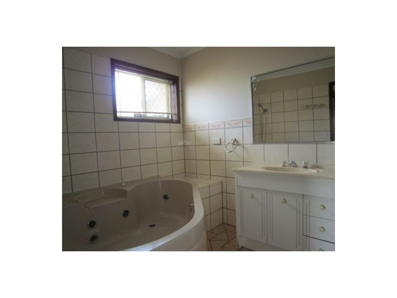 7/143 High  Street, Southport QLD 4215