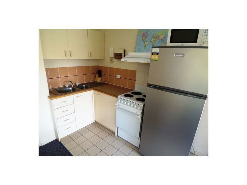 18/63 Queen Street, Southport QLD 4215