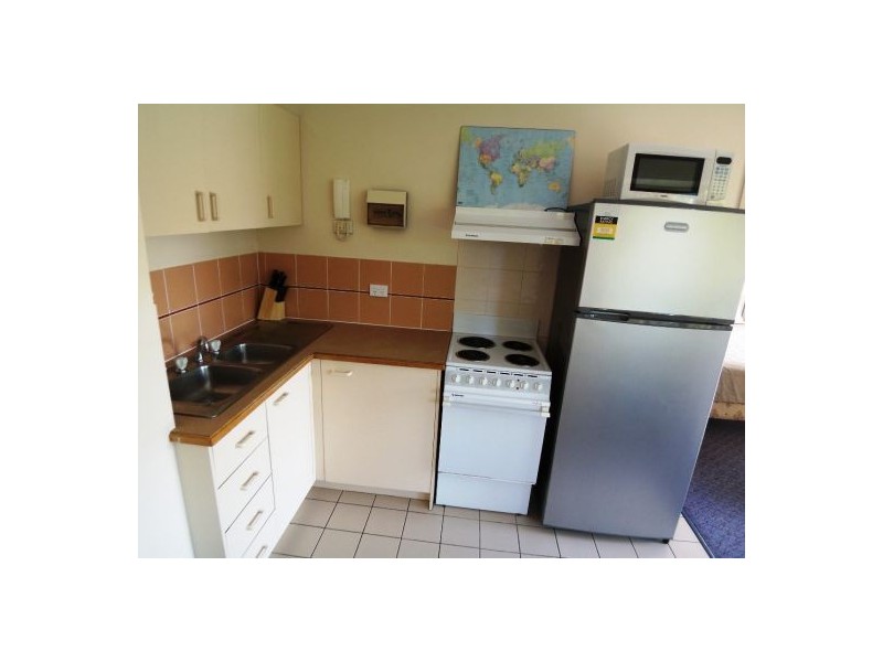 18/63 Queen Street, Southport QLD 4215