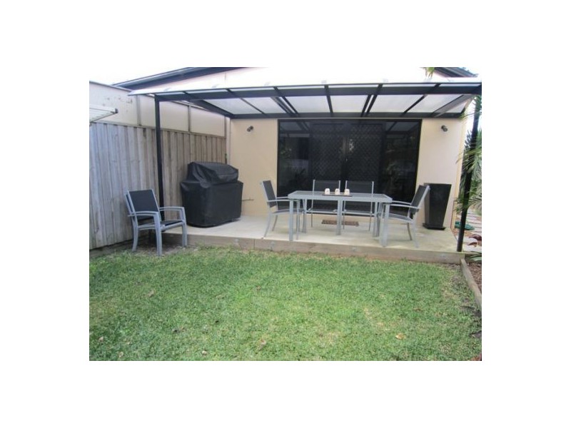 1/15 Wyndham Avenue, Southport QLD 4215