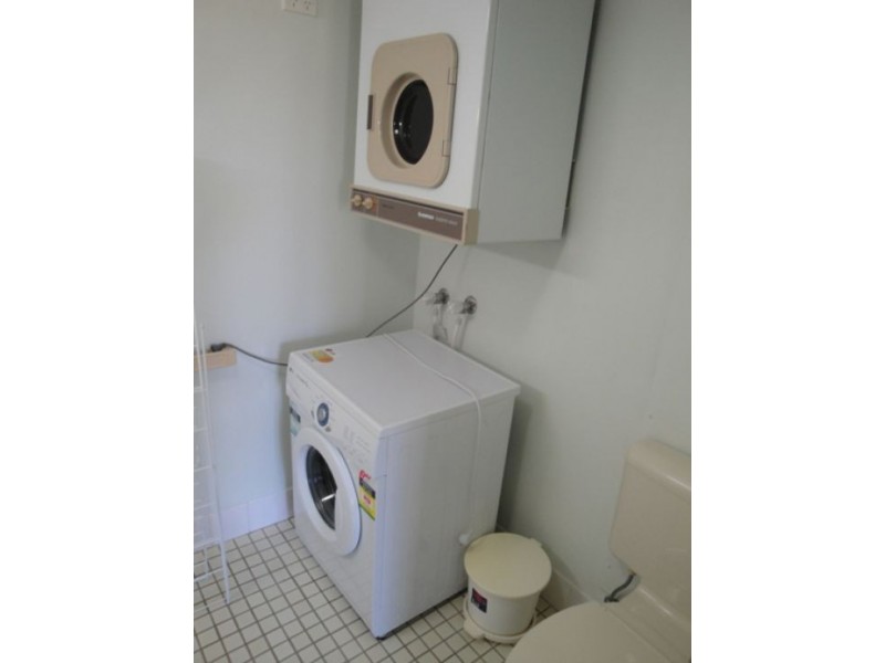 1/11 Fairway Drive, Clear Island Waters QLD 4226