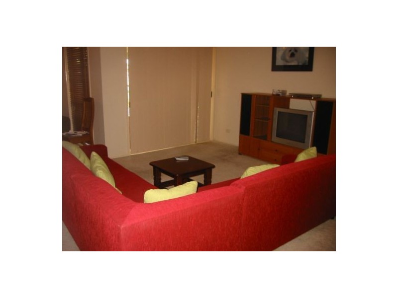 13 Maidstone Place, Parkwood QLD 4214