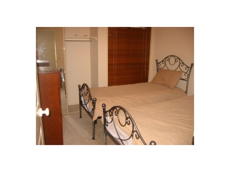 13 Maidstone Place, Parkwood QLD 4214