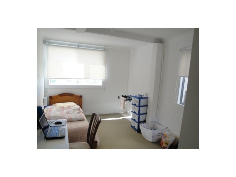 2/178 High Street, Southport QLD 4215