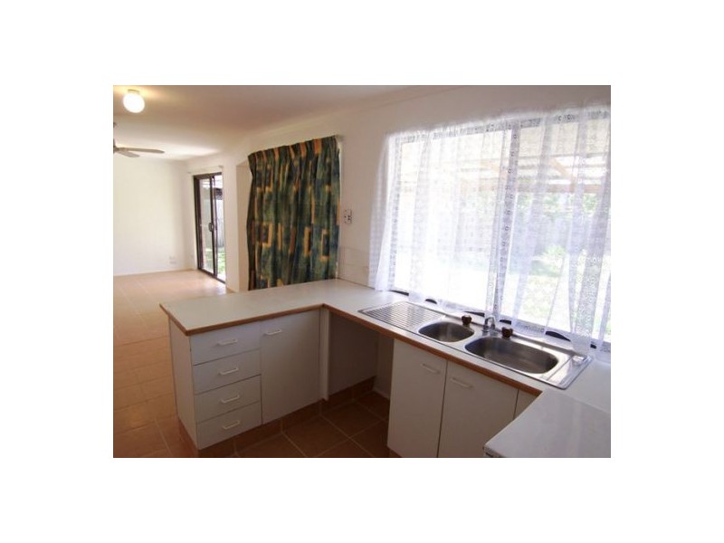 1/269 Government Road, Labrador QLD 4215