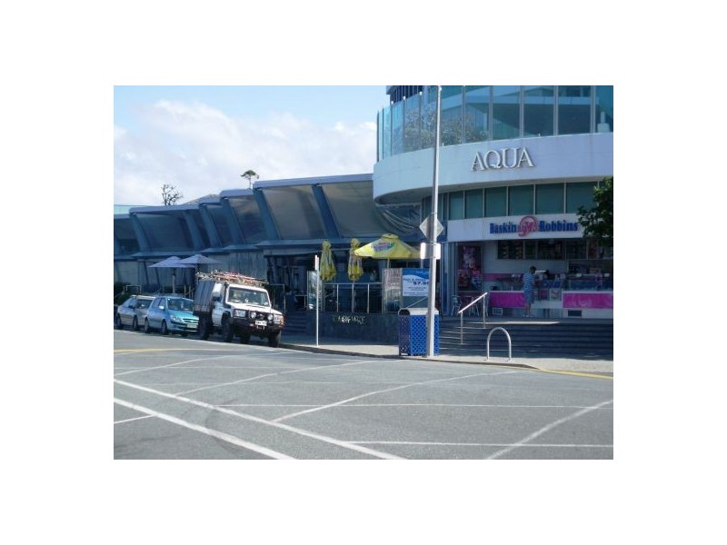 2/152 Frank Street, Labrador QLD 4215